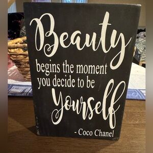 Black and White Inspirational Quote Plaque 8x6